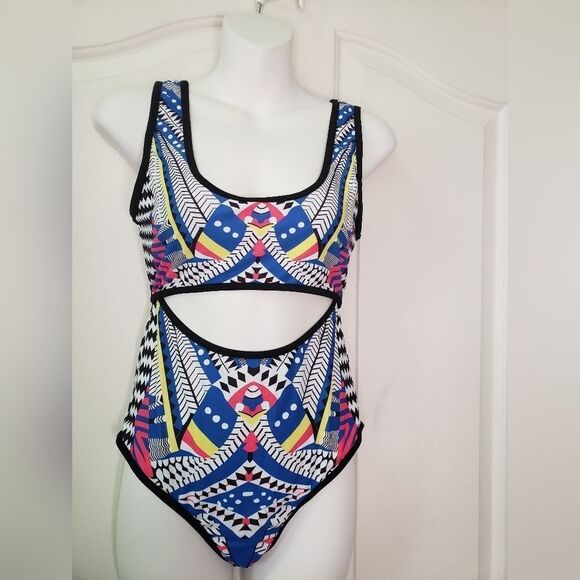 NWT Ekouaer Swimsuit One Piece - Picture 3 of 6
